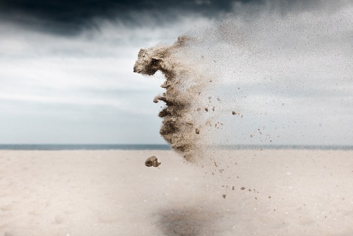 Знак не бросать бумагу в унитаз