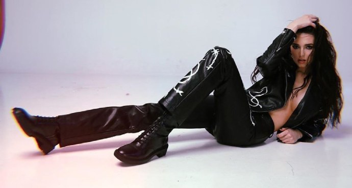 Даша Савина слив