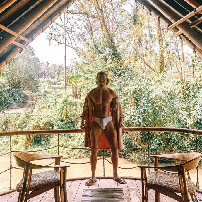 Антон Гусев мужское достоинство