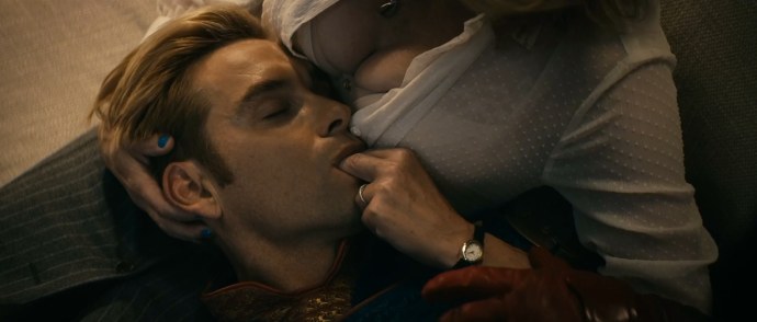 Элизабет Шу покидая Лас Вегас голая