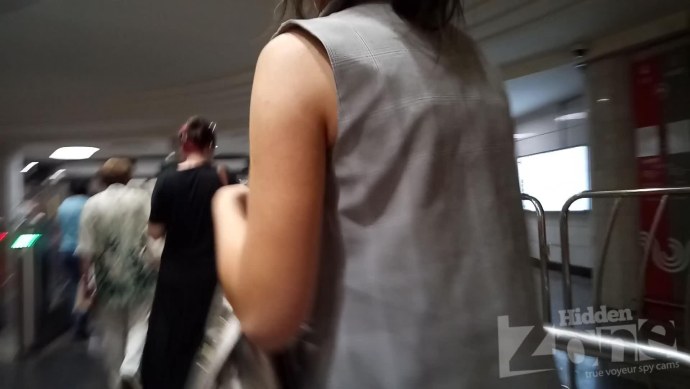 Снимки скрытой камерой