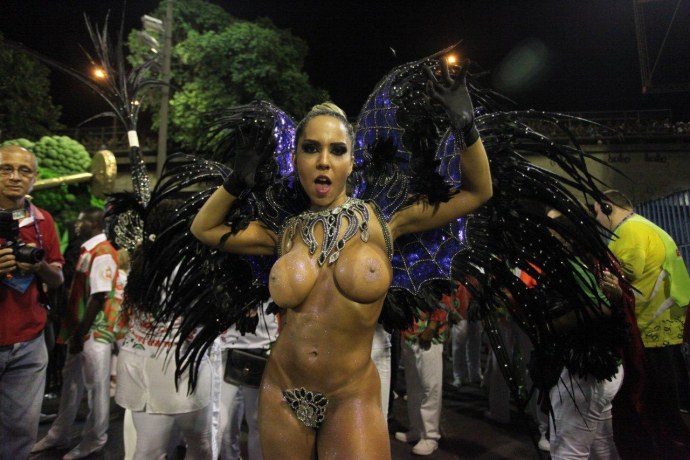 Голые бразильянки Brazilian Carnival 2020