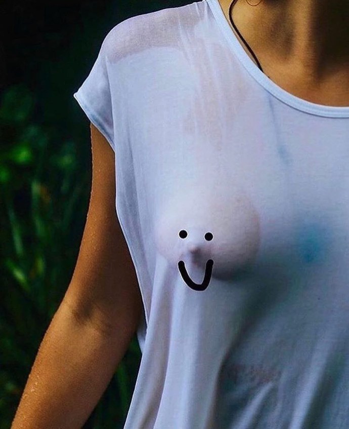 Free the nipple футболка