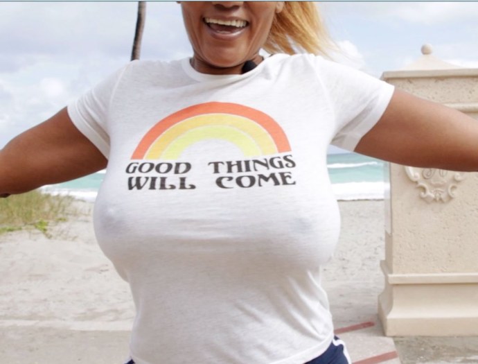 Футболки для РОБЛОКС сиськи