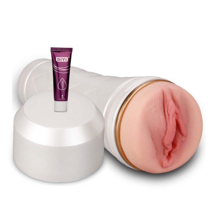 Мастурбация искусственной вагиной