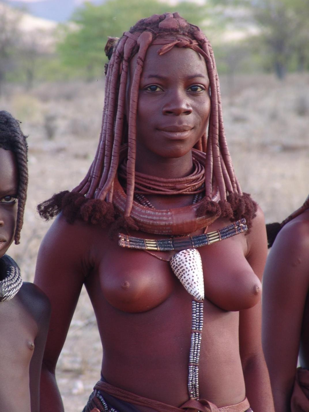 Порно в племени хамер