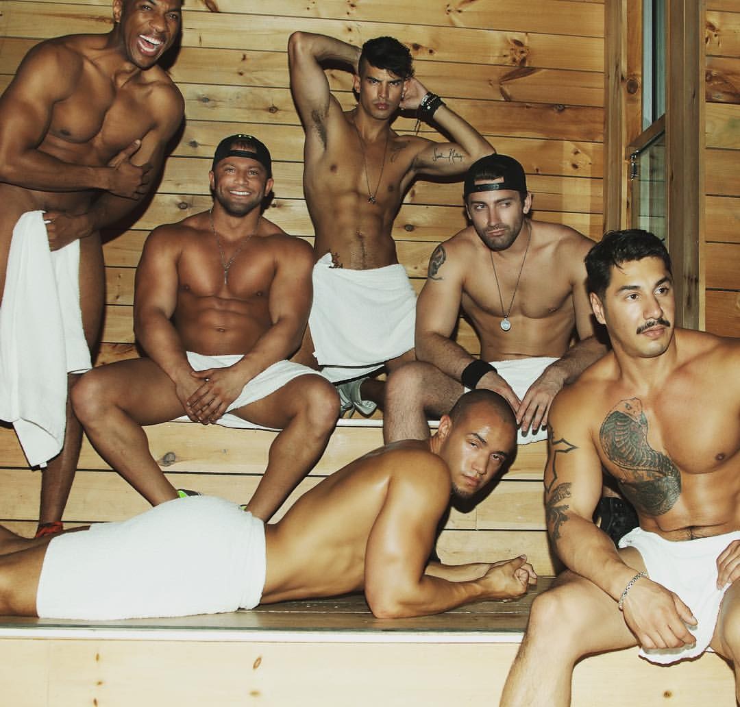 голые телки парни в бане фото 106
