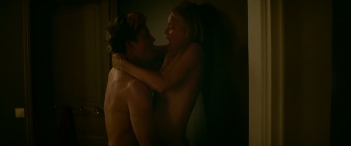 Адель Экзаркопулос соблазн 2019