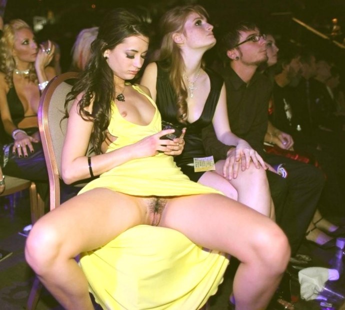 Девушки ню частное в парке