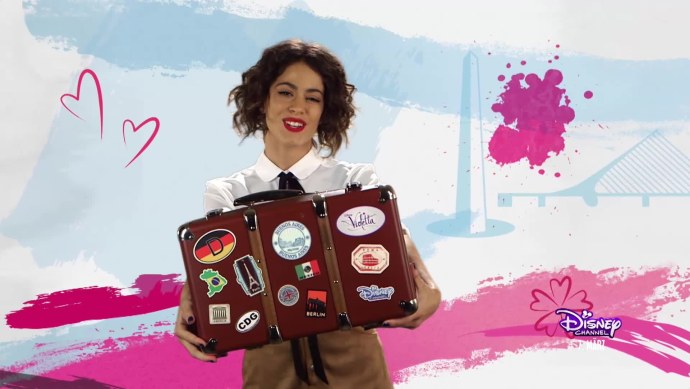 Touche pas à mon poste Julie Zenatti