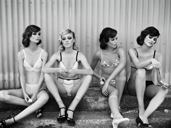 Женское нижнее белье 60 годов