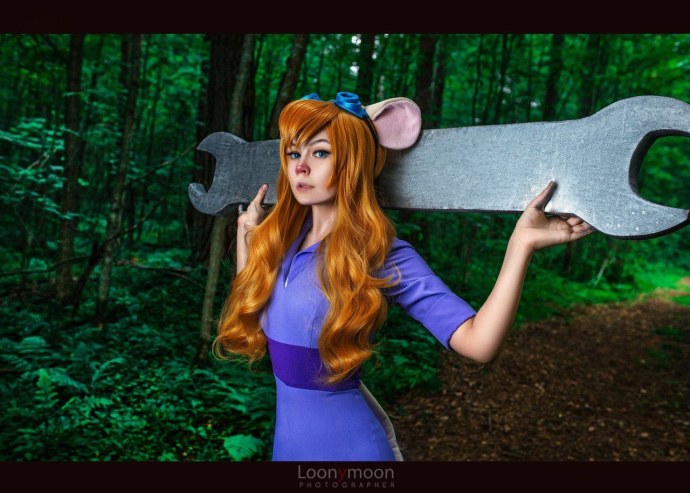 Юлия Шуенкова косплей мера