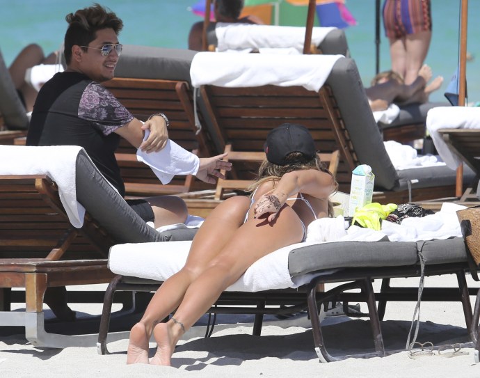 Карина Смирнофф в купальнике