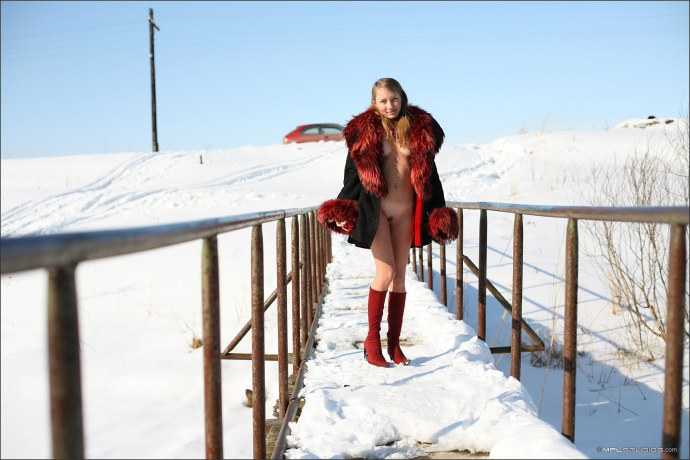 Дима и сисястая Карина