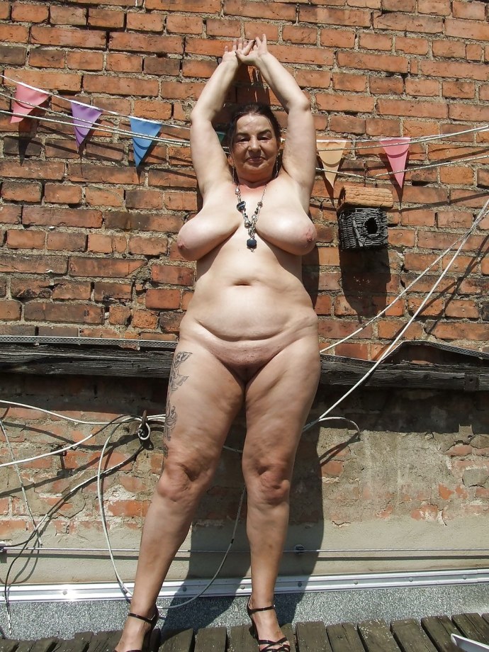 Очень толстые голые женщины