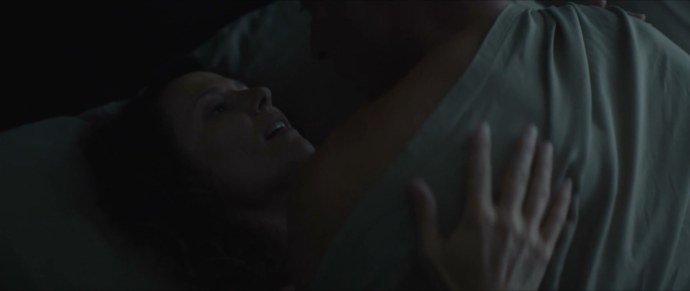 Джессика МАКНЭМИ топлесс