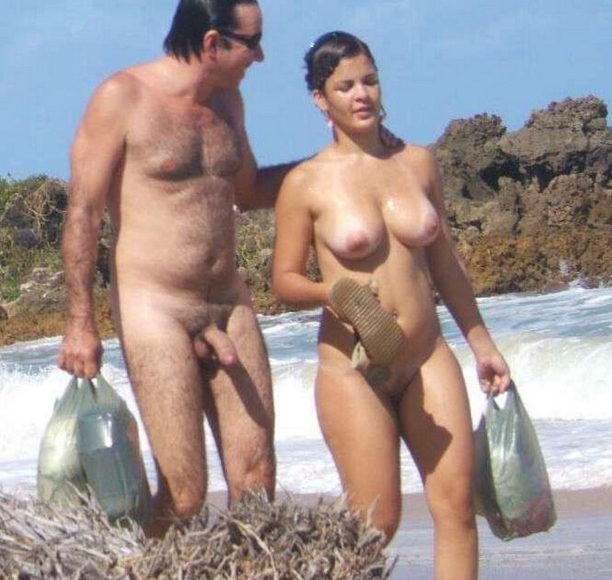 Ню ретро группы девушек