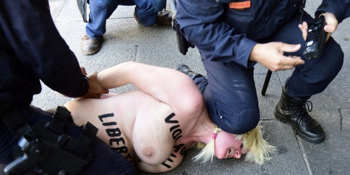 Порнофильм с феминистками