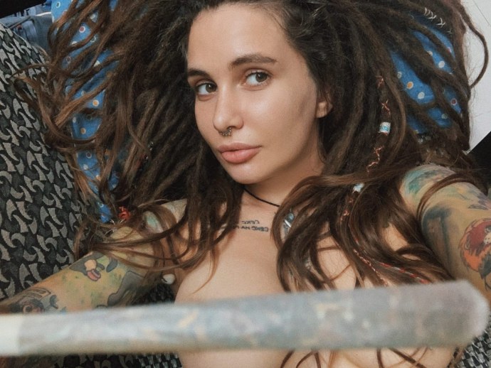 Блоггер Дарья Зотеева