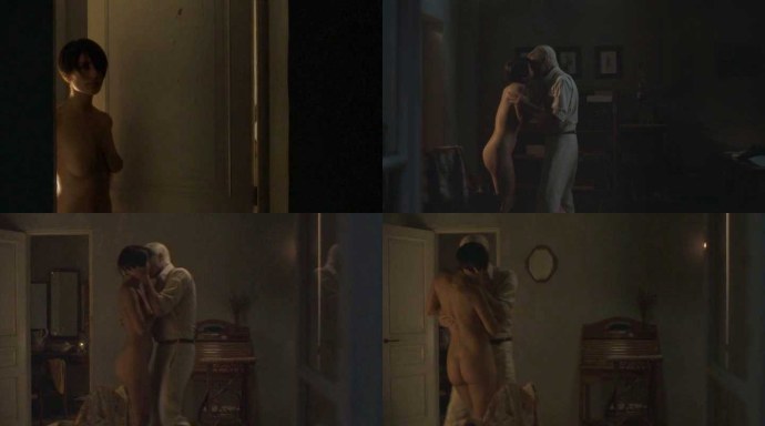 Катерина Мурино топлесс