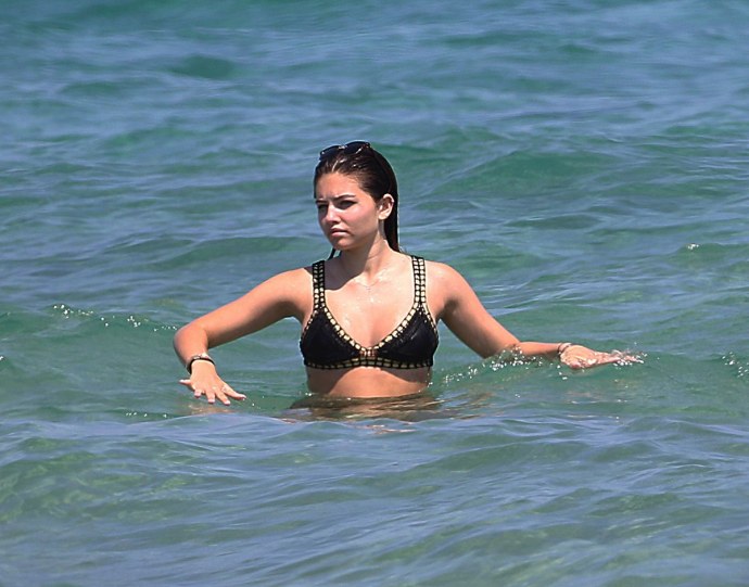 Тилан Блондо бикини