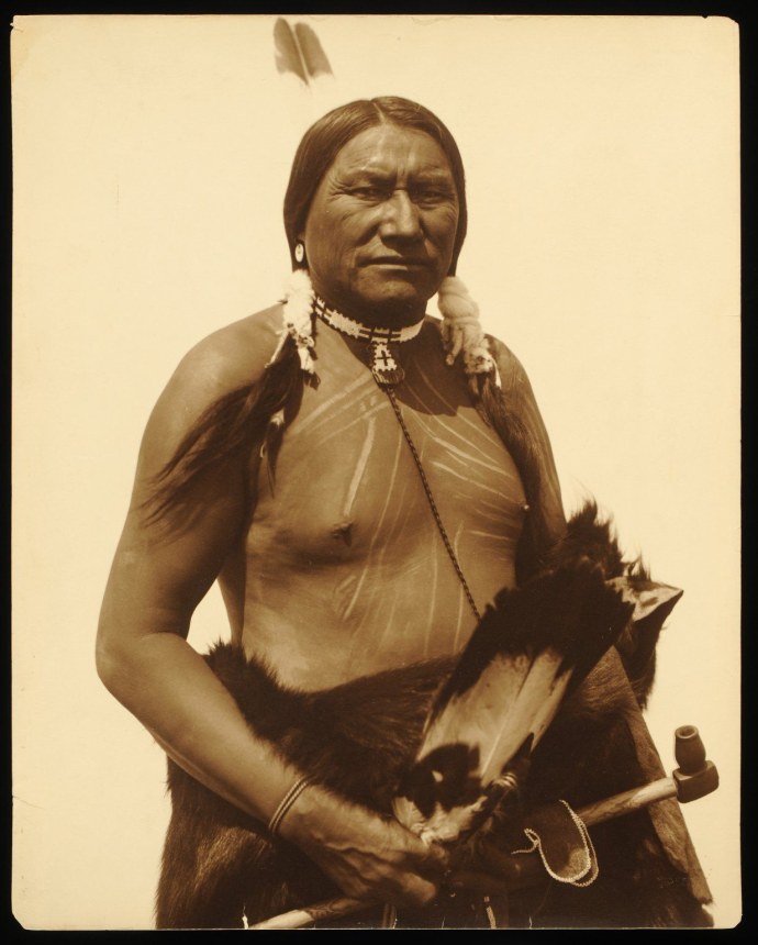 Голый народ