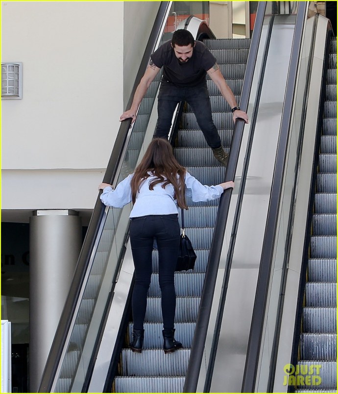 Эскалатор метро