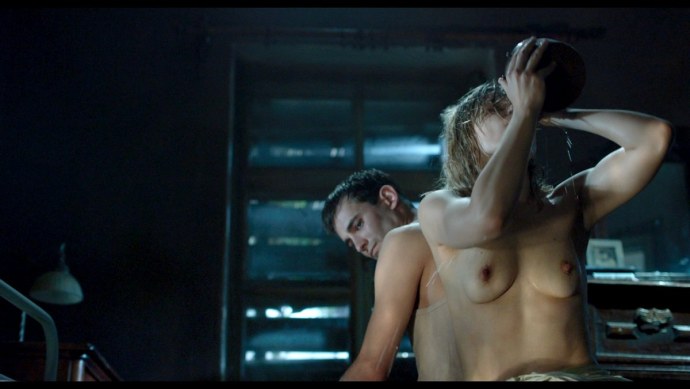 Юлия Пересильд голая в фильме