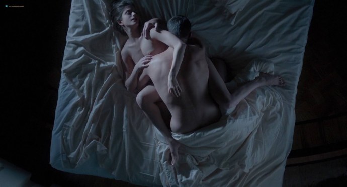 Анна Казючиц голая в фильме