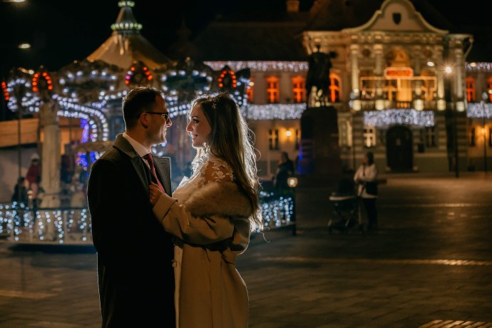 Поцелуй девушек