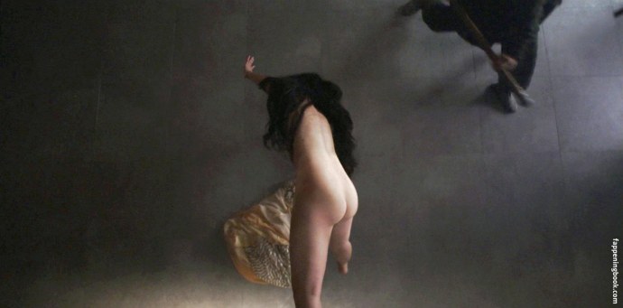 Джоэнна Вандерхам голая