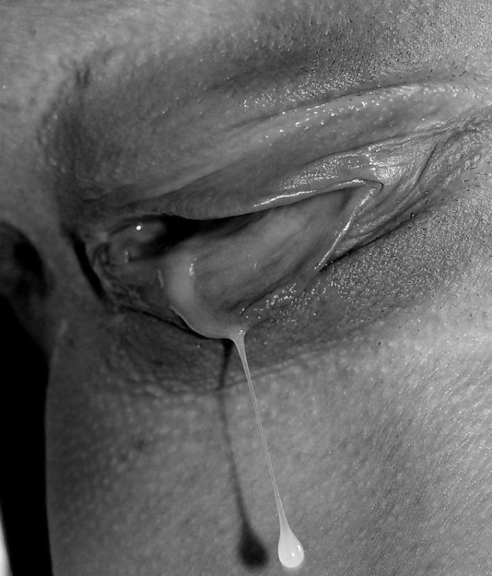 Красивый анал черно белый