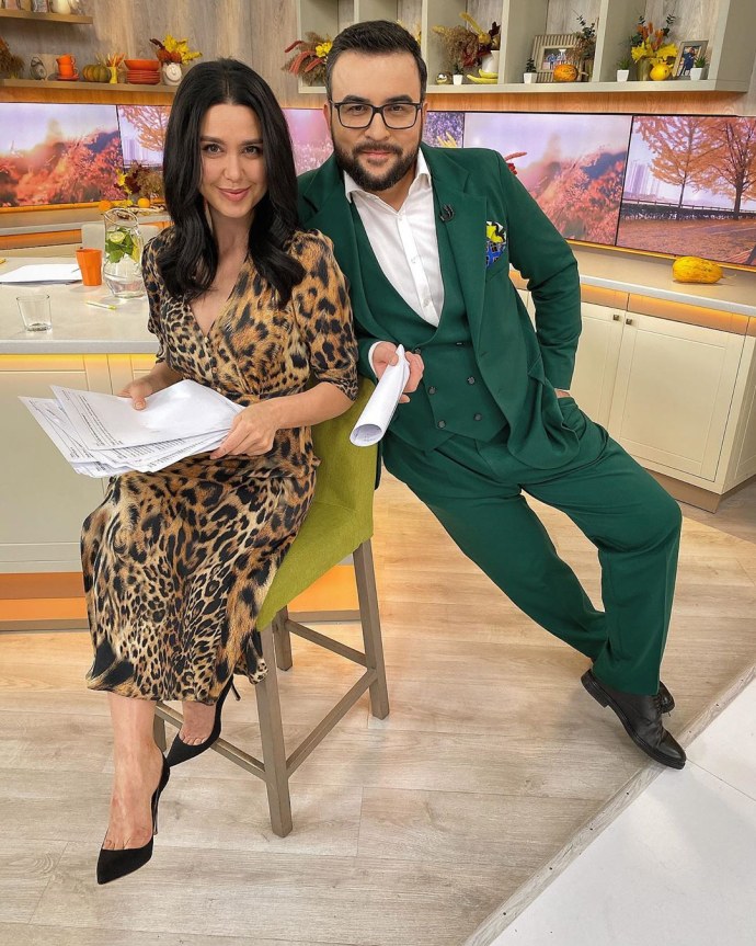 Ведущая сніданок 1+1