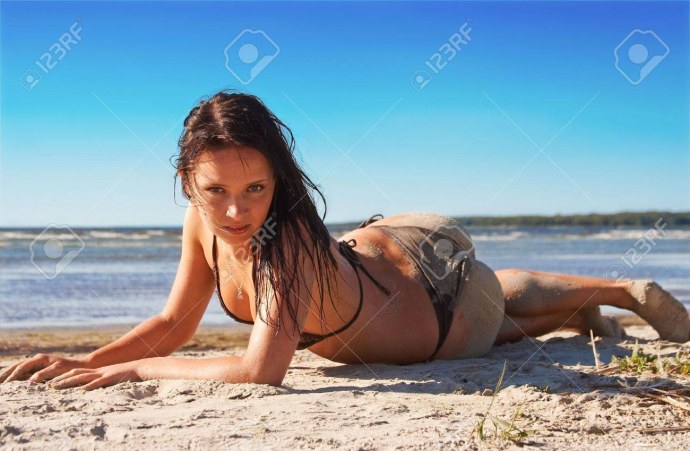 Сандра Кистерская модель бикини