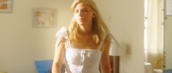 Таисия Вилкова голая в фильме Бендер