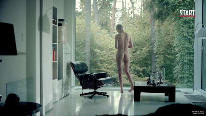 Дарья Мороз голая в сериале