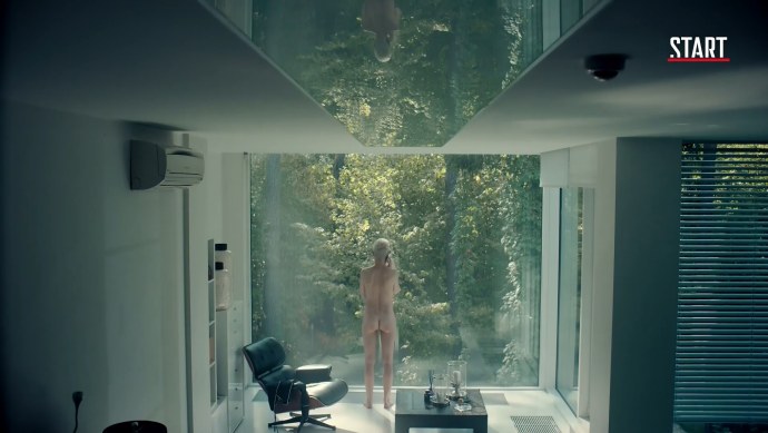 Дарья Мороз обнажилась