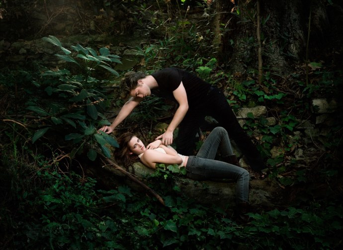 Роберт Паттинсон Сумерки в лесу