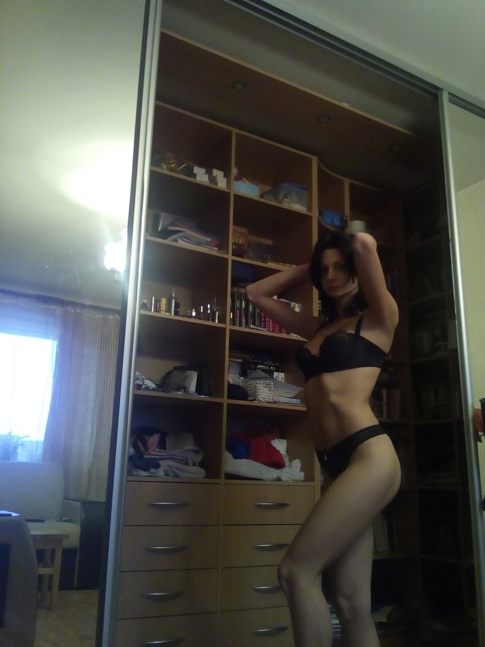 Сливы интимных фотографий