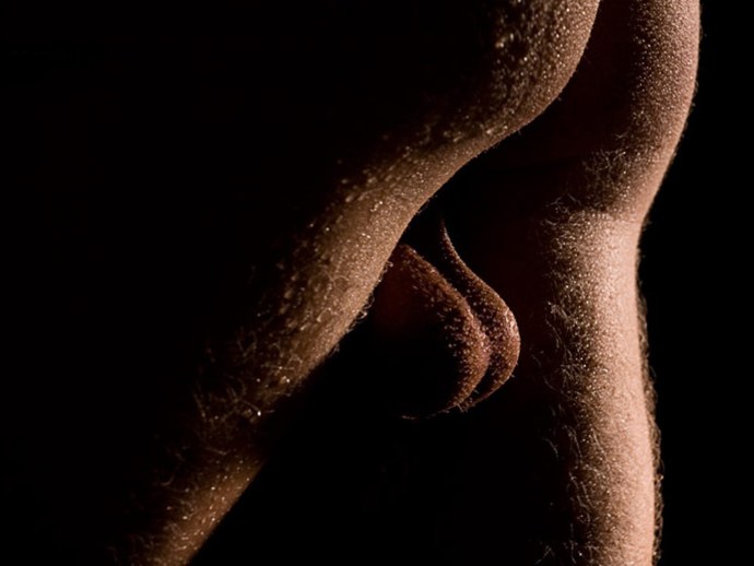 Мужской член черно белое