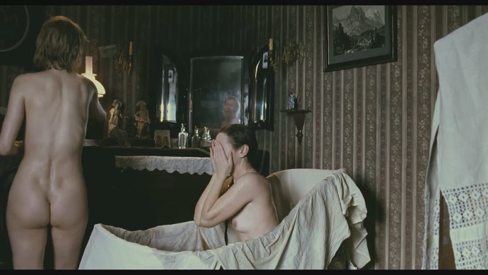 Ингеборга Дапкунайте голая в фильме