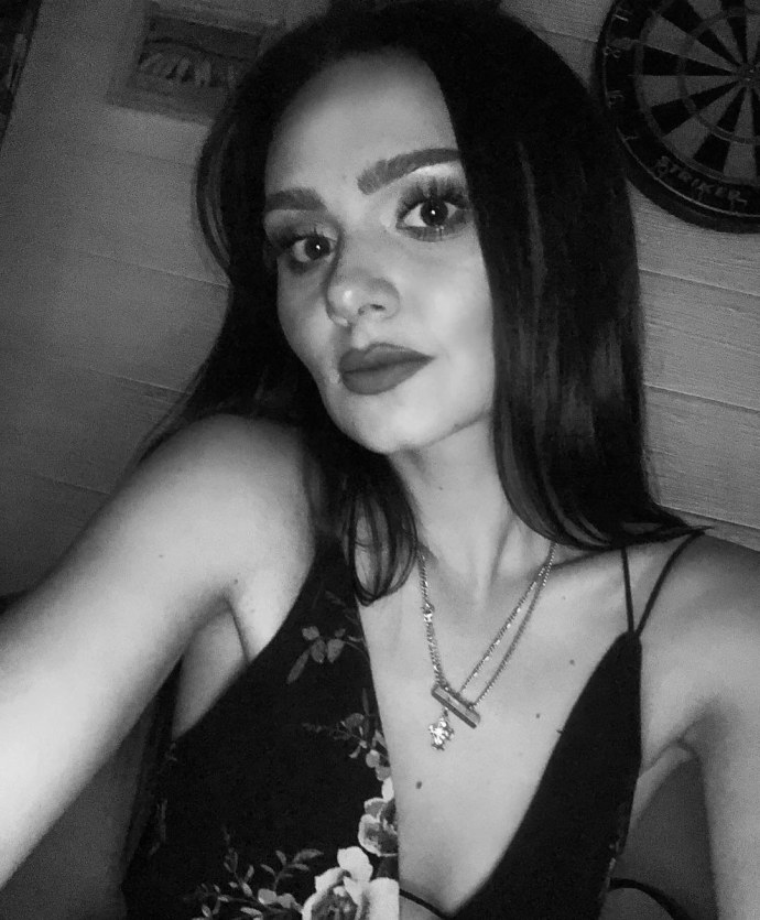 Катрин Асси универ