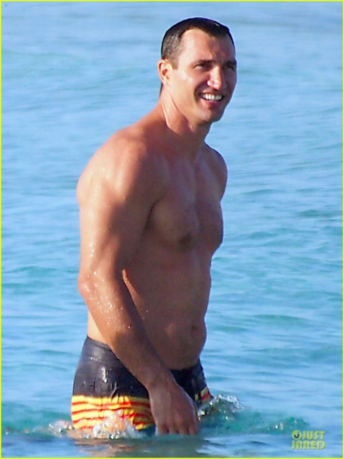 В нежных объятьях