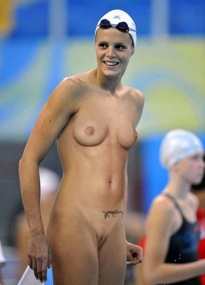 Российские гимнастки голые