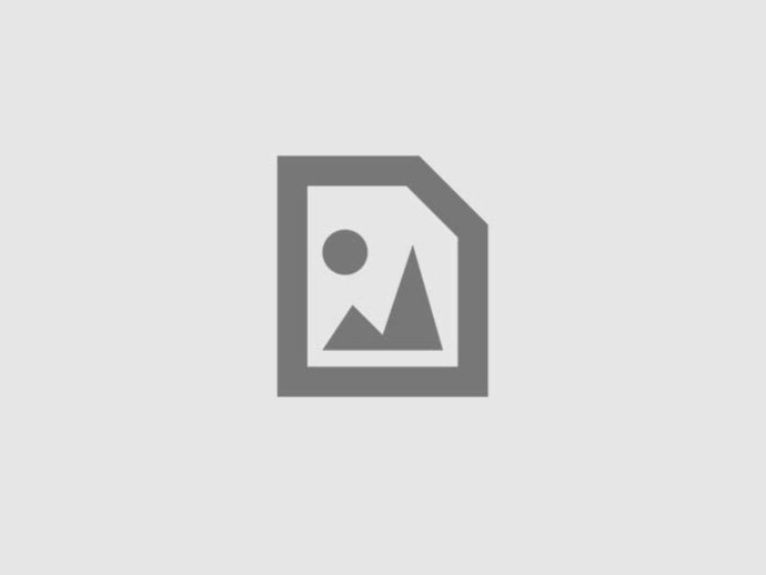 Эрик Бурханаев