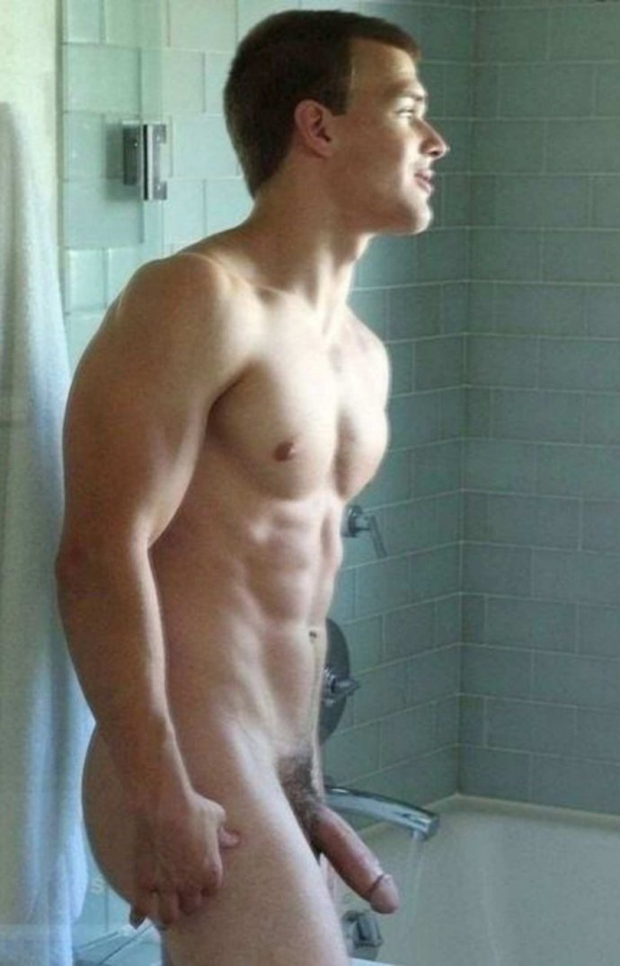 Огромный красивый пенис