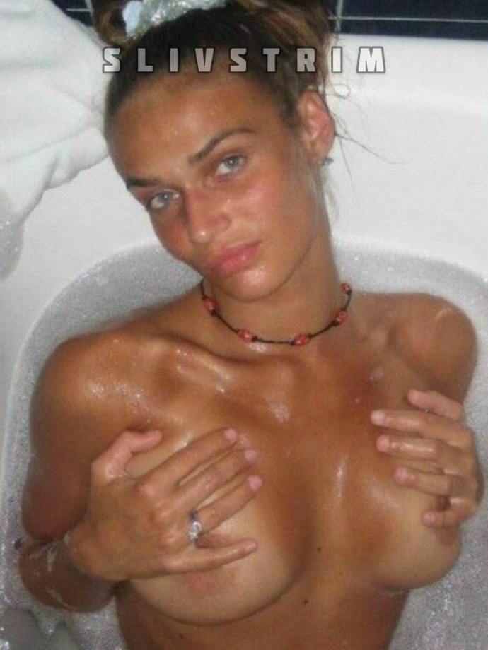 Алена Водонаева фотосессия ню