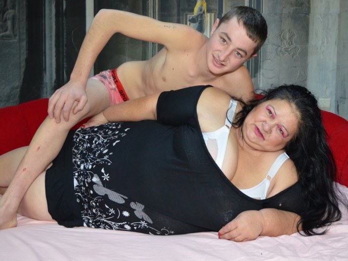 Красивых полненьких лизбиянок