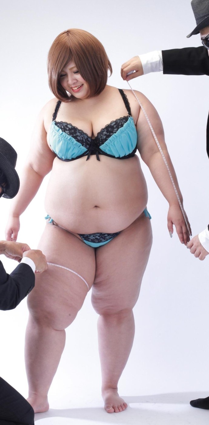 Амазон Аманда толстушка ситтинг