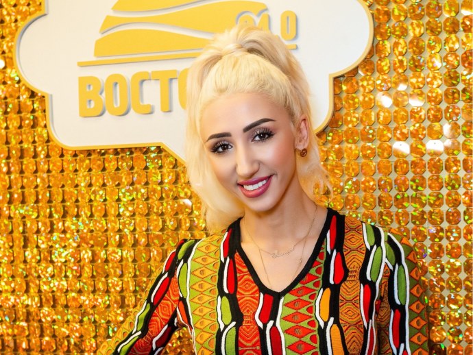 Голые девчонки готовые к ебле